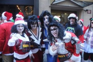 Kiss Santacon 2014